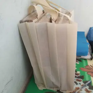 Paket Hampers Sajadah Beludru Tebal Tanggung + Al Quran A5 Non Terjemah Tidak Bisa Request Nama/Hampers Kado UIang Tahun/Wisuda/Wedding