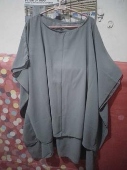 Product Review of BAJU ATASAN WANITA OUTER POLOS BAHAN CERUTY BABYDOLL TERBATU 2022 Muslim Cardigan Oversize Kaos Panjang Kardigan Twill Weave Modest from A**i P**a 1
