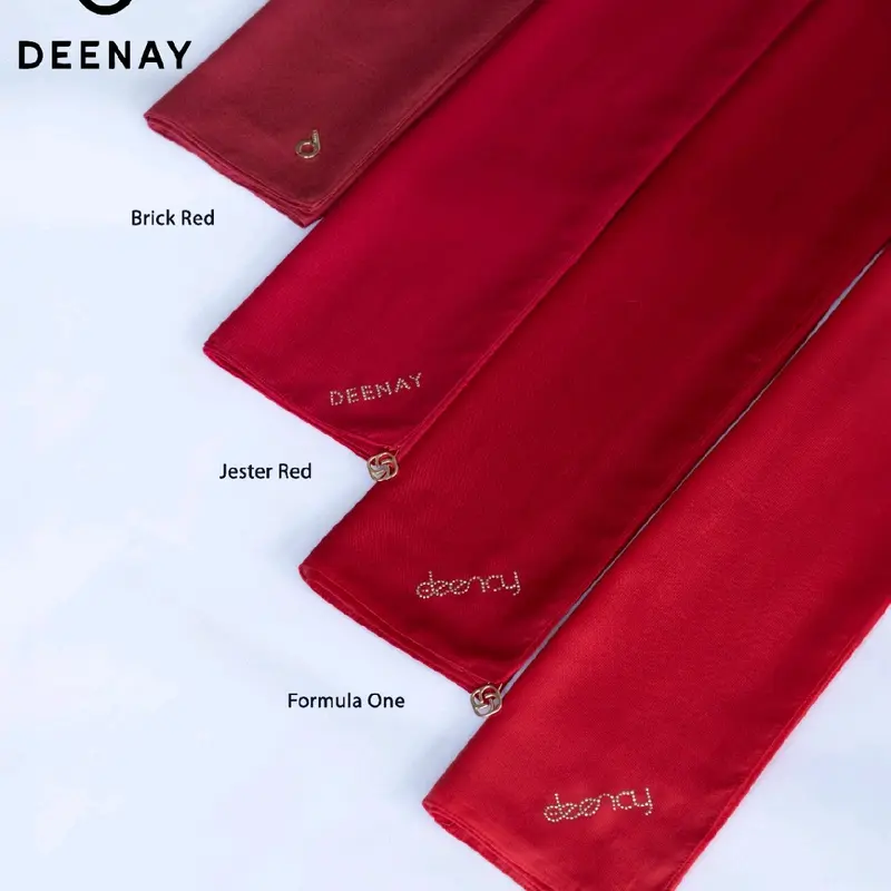 Kerudung Liza matte gold dari Deenay varian merah 0
