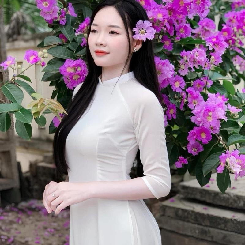 Áo Dài Học Sinh,Áo Dài Kỉ Yếu,Chất Lụa Tuyết Mịn Mềm Mát, Co Giãn Tốt, Sẵn Tay Dài Và Tay Lỡ -Áo Dài Thanh Hà 3