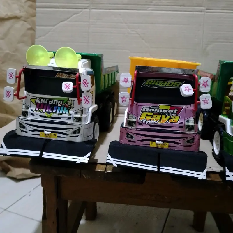 mobillan trek Isuzu giga modifikasi yg lagi viral termurah cocok untuk anak anak toys 8