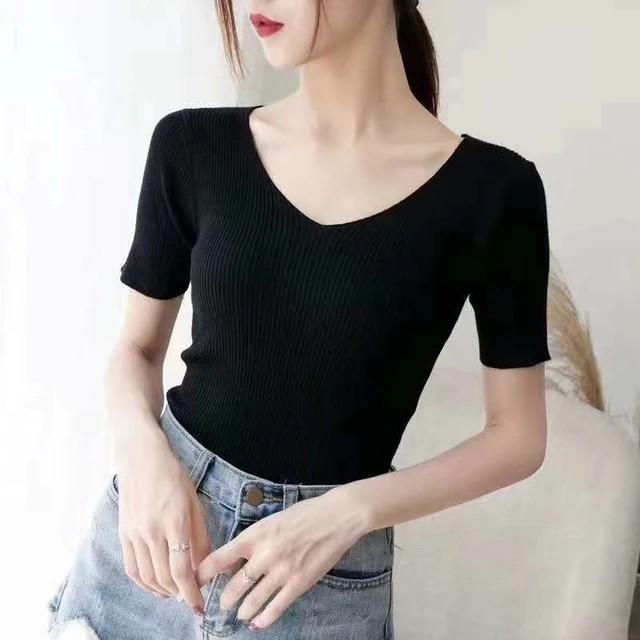 Product Introduction of Atasan wanita V-Neck Lengan pendek kaos rip kaos rajut wanita 4