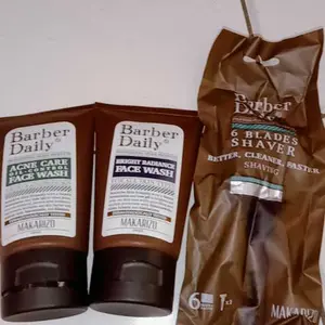 [FREE SHAVER] GLOWING MAKSIMAL - Acne Care & Oil Control Face Wash + Bright Radiance Face Wash