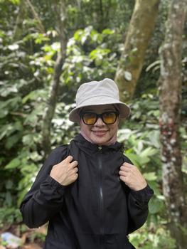 Product Review of ELGINI E16252 Muslimah Water Resistant Windbreaker S To XXL from م** ر**ا 0