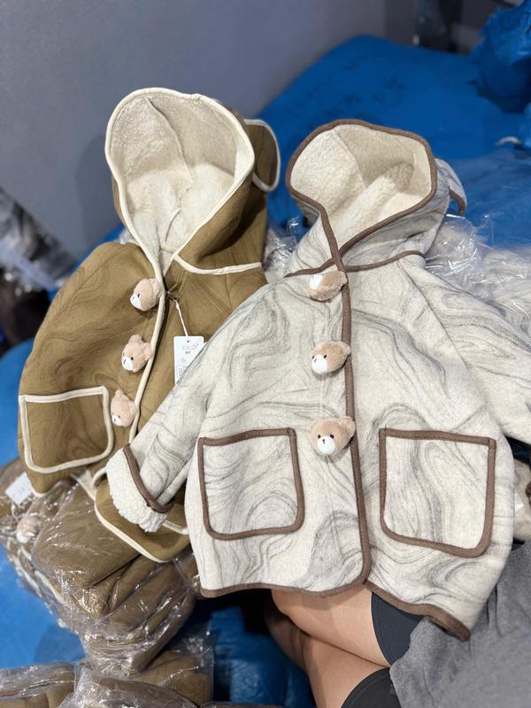   MẸ THÓC  áo da lót lông cừu có mũ họa tiết vân đá phối viền đính gấu hàng QCCC by KID CLOTHING 