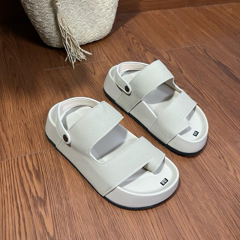 Giày sandan 2 quai ngang (xỏ ngón)chất liệu da Lộn đế cao 4phân ,đế đi nhẹ chân,mẫu  chuẩn  size chân gầy  lùi  dùm  shop 1 size.