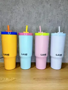 Tumbler  Free Sticker 1182ML with Handle Plastic Bottle and plastic Straw / Botol Minum Tumbler Plastik dan Sedotan Plastik 1182ML