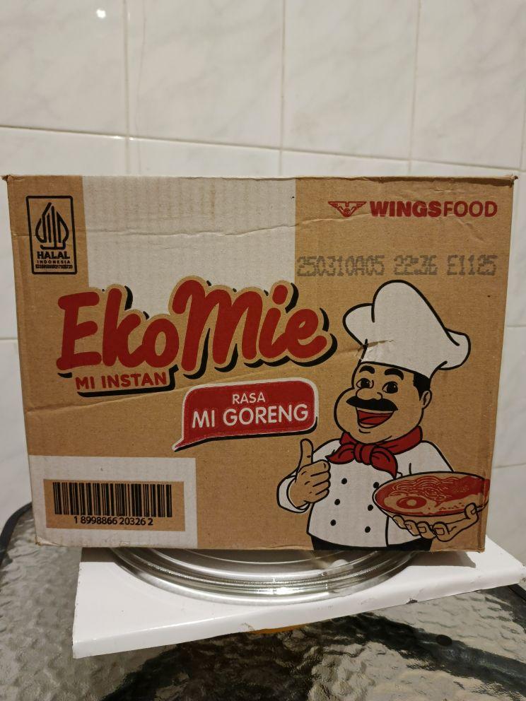 EKOMI 40pcs mie instan gorwng riginal harga ekonomis rasa mantab terjmin hallal nya Food Noodles