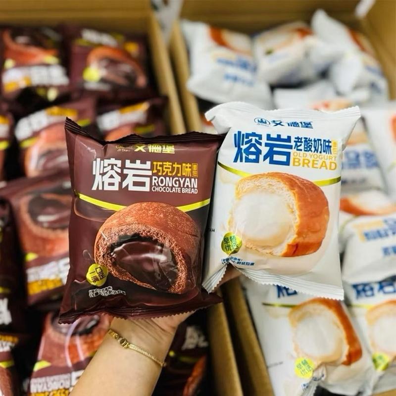 Thùng 2,5 kg bánh mì nhân sữa chua và socola 36-38 bánh