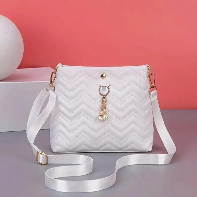 Beg Bahu Wanita, Ketibaan Baru 2025, Fesyen, Rekaan Corak Gelombang dan Mata Kucing, Hiasan Loket, Beg Bahu Mudah, Beg Tweed Silang Badan Cantik Bags Crossbody Selempang