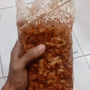 Diseblakan.id - Basreng pedas daun jeruk kemasan 500gram Cemilan Instan Makanan