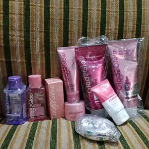 Glad2Glow All In One Glow Face& Bodycare 5in1 Set-Niacinamide Cleanser+Body Serum+Toner+Brightening Moisturizer+Serum-Untuk Mencerahkan Glowing Kulit Wajah Meratakan Warna Kulit Menghilangkan Bekas Jerawat Dark Spot Melembabkan