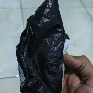 BLACK SOLID PENGHITAM BODY KENDARAAN PERMANEN 60ml & 100ml Dengan Pad Aplikator untuk Dashboard Doff dan Body Kasar
