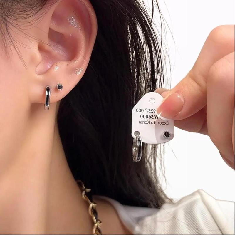 Bộ Bông Tai Bốn Mảnh Màu Đen Bông Tai Nhỏ Đơn Giản Giá Cả Phải Chăng Phong Cách Sang Trọng Và Ngầu Thời Trang Nữ Bông Tai Hình Tròn Độc Đáo Thời Trang