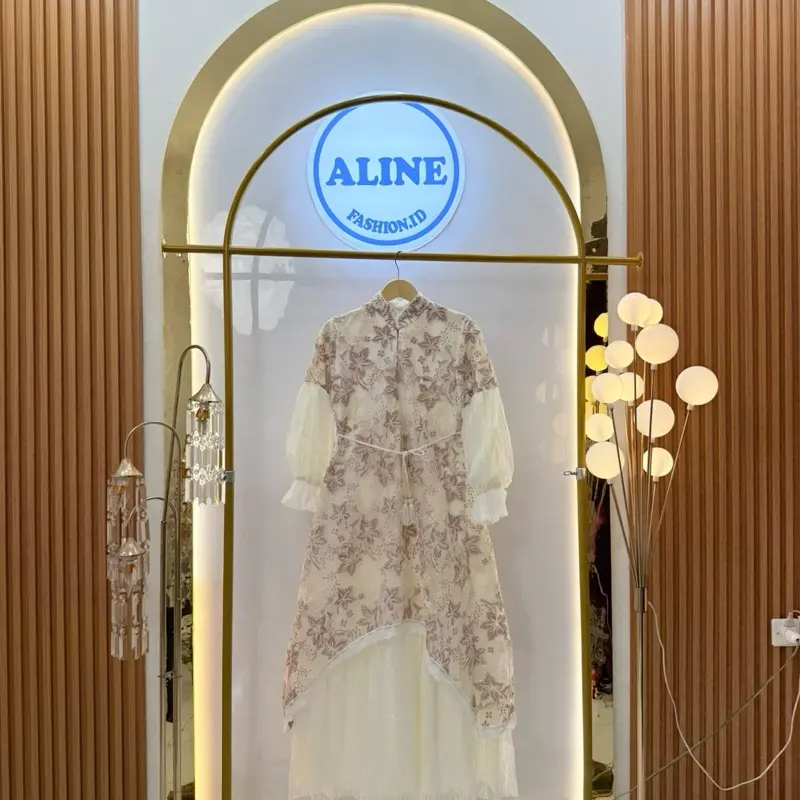 Ivory rose gold crem