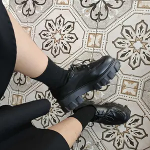 FINDME 36-40 Quinn Sepatu Boots Wanita Lowcut Bertali Full Black Bagus Keren Fashion Pu