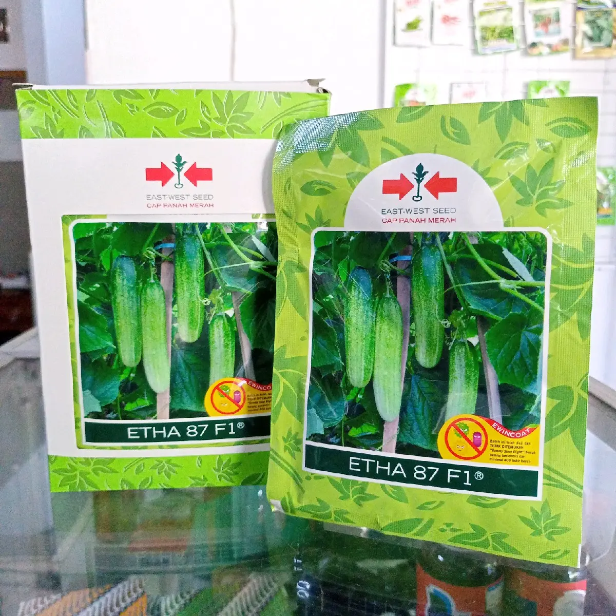 Benih Timun Etha 87 F1 Expayed. 2025 isi 20 Gram isinya 800 butir Cap Panah Merah/Anti Virus/Perawatan Mudah/Buah Lebat dan melimpah /Kwlitas buah Renyah/ Disukai pasar/Rasa Tidak Pahit/Tahan simpan/Sangat Menguntungkan Petani/100% Original Asli