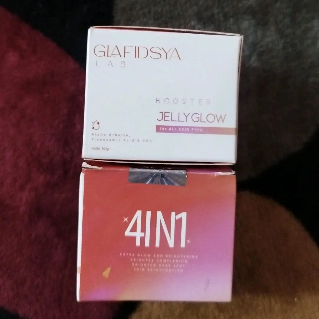 Glafidsya Booster Jelly Glow 4in1 Moisturizer