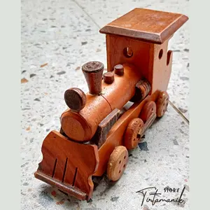 Miniatur Kereta Api Kayu Toy