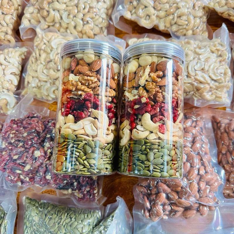 500GRAM HŨ MIX 6 LOẠI NHÂN HẠT ĐÃ SẤY CHÍN – 6 VỊ NGON TRONG 1 HŨ