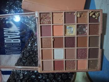 Product Review of COD&Ready 25 Warna Eyeshadow Palette Matte Glitter Korean Makeup Pearlescent Mencerahkan Fine Flash Sequins 20 10 9 Shade Warna Nude Pink Biru Eye Shadow Palet Tahan Lama Impor from c**😜 0