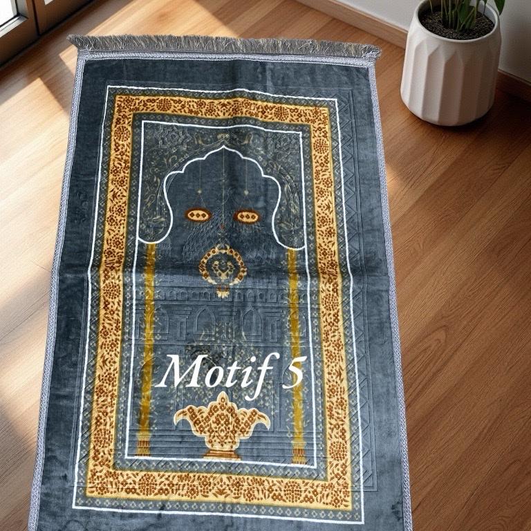 Sajadah JAIPUR Tebal Embos Halus Nyaman Ukuran Standar 70 x 110 Empuk Lembut - Motif Hitam - Turki, Muslim sajad ah Rumbai 5