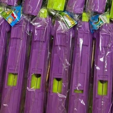  Đồ Chơi Cà Rốt vô tri khủng long phun nước giảm stress căng thằng mùa hè 