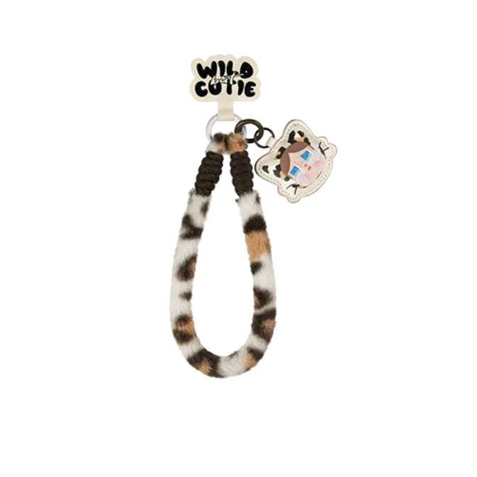 Gambar Pop Mart CRYBABY Wild But Cutie Series Phone Charm (SELECTED) 100% Original - CAMO CUTIE dari sneaker4play Kota Tangerang 2 Tokopedia