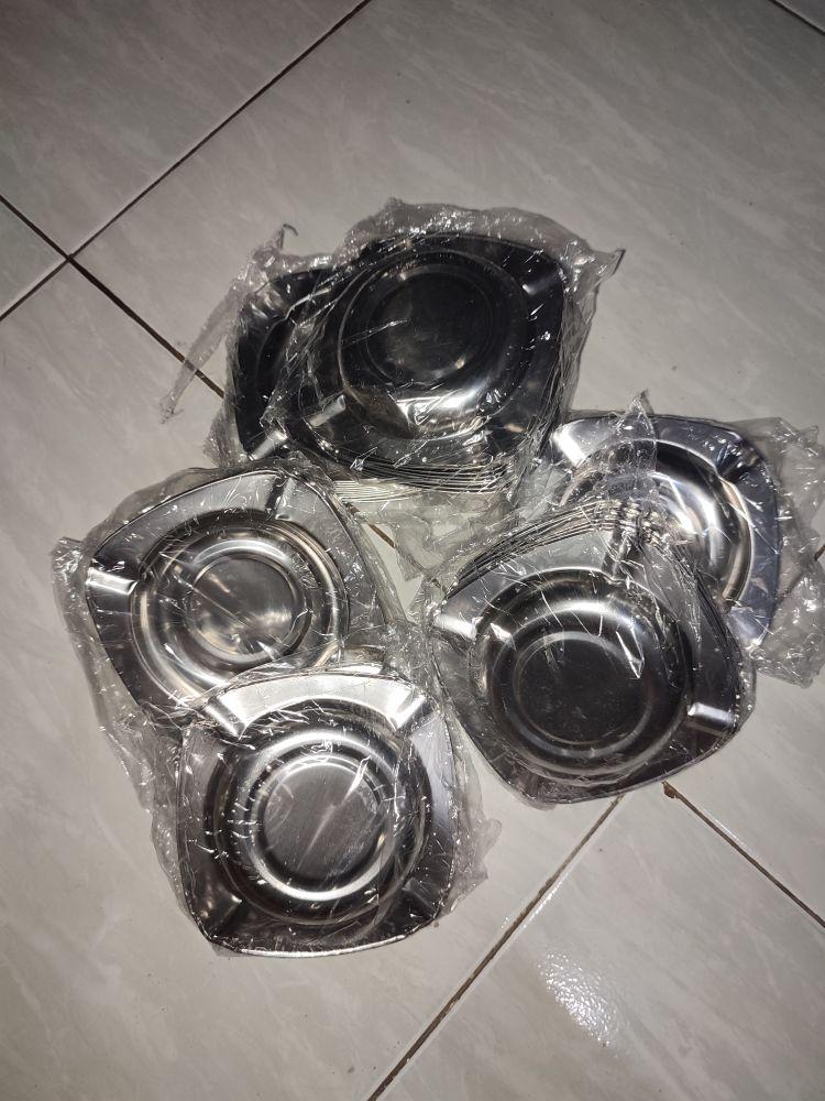 1 lusin asbak stenlise anti karat