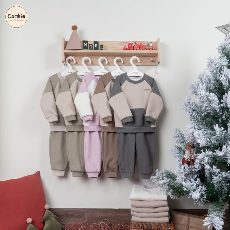  Bộ Quần Áo Nỉ Dài Tay Cookie Túi Kangaroo Đáng Yêu Vải Hai Da Cài Vai Tay Raglan Cho Bé Từ 6 Tháng Đến 5 Tuổi Chất Nỉ Dày Ấm Màu Nâu Rêu Khói Rêu Tím Sữa Size 1 2-5y 