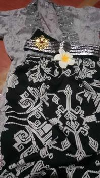 Product Review of SET KEBAYA ANAK KARTINI WARNA SILVER LK030 from o**a 0