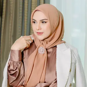 Lozy Hijab - Polly Cotton Square (Kerudung Segiempat Bahan Polly Cotton) Muslim Lembut Square