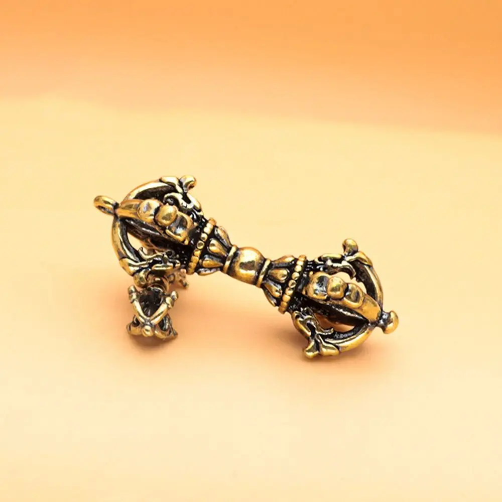 Crafts Brass Vajra Pestle Key Ornaments Handcraft Vintage Small Statue Antique Hanging Keychain Pendant Bedroom