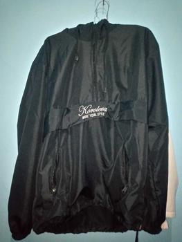 Product Review of Jaket pria distro Bandung hoodie keren grosir pakaian pria jaket pria keren jaket cowok jaket parasut jaket parasut pria jaket parka jaket pria distro Nyaman   parasut cougle Bomber Waterproof Semi Casual Logo Bordir Hitam Tebal jersey set from w**1 0
