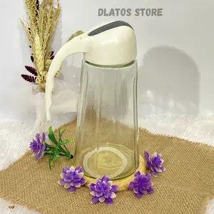 Botol Minyak Goreng Bahan Kaca Tebal Tutup Otomatis 630ML