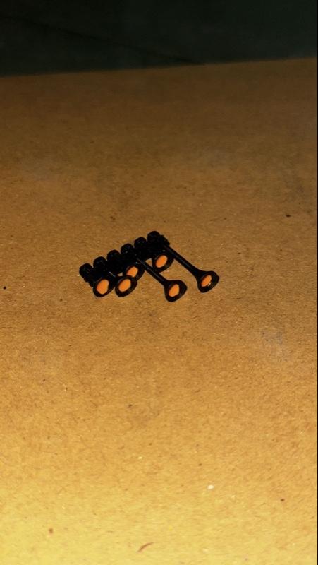 Miniatur corong basuri kuning, Corong kuning, Corong basuri 12 Not Miniatur corong basuri kuning, Corong kuning, Corong basuri 12 Not