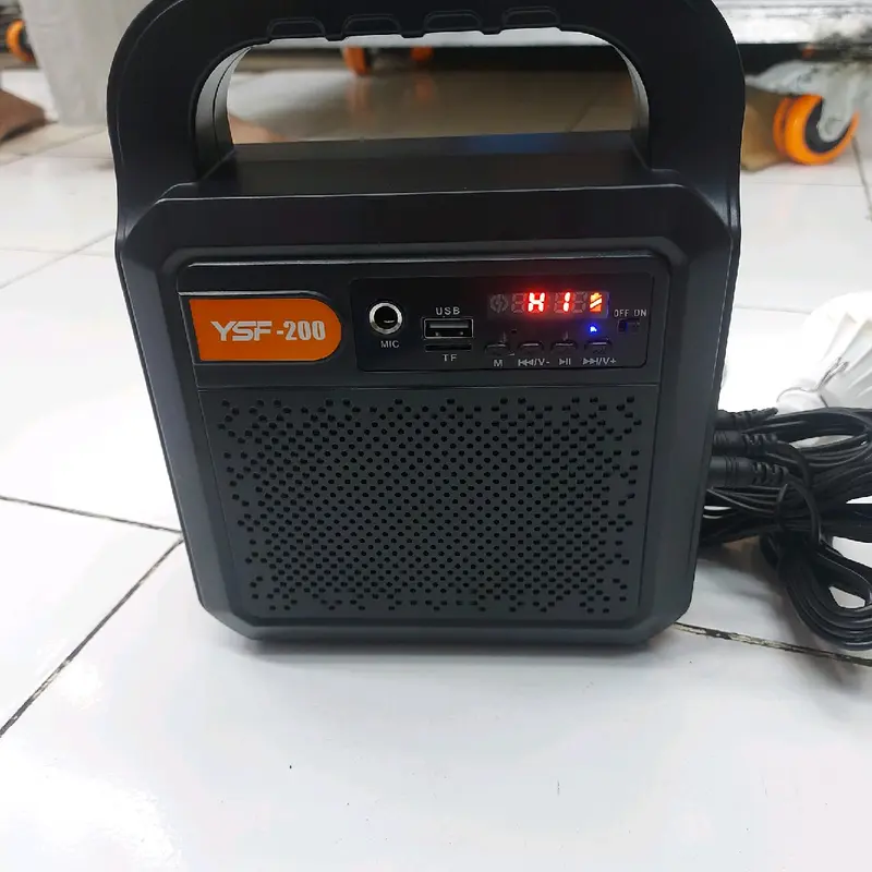 Solar Panel Bank Light 6.000 mAh Speaker Bluetooth Radio Senter Plus Lampu Bohlam 3 Pcs Ysf 200 7