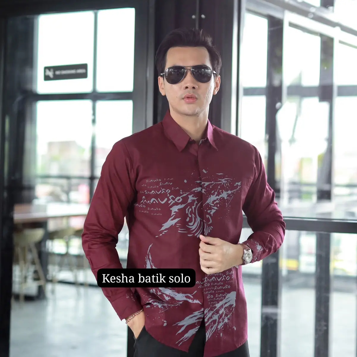 Kemeja baju batik pria slimfit lengan panjang lapis furing motif ADISATYA BURGUNDY bahan katun halus solo Tebal Nyaman