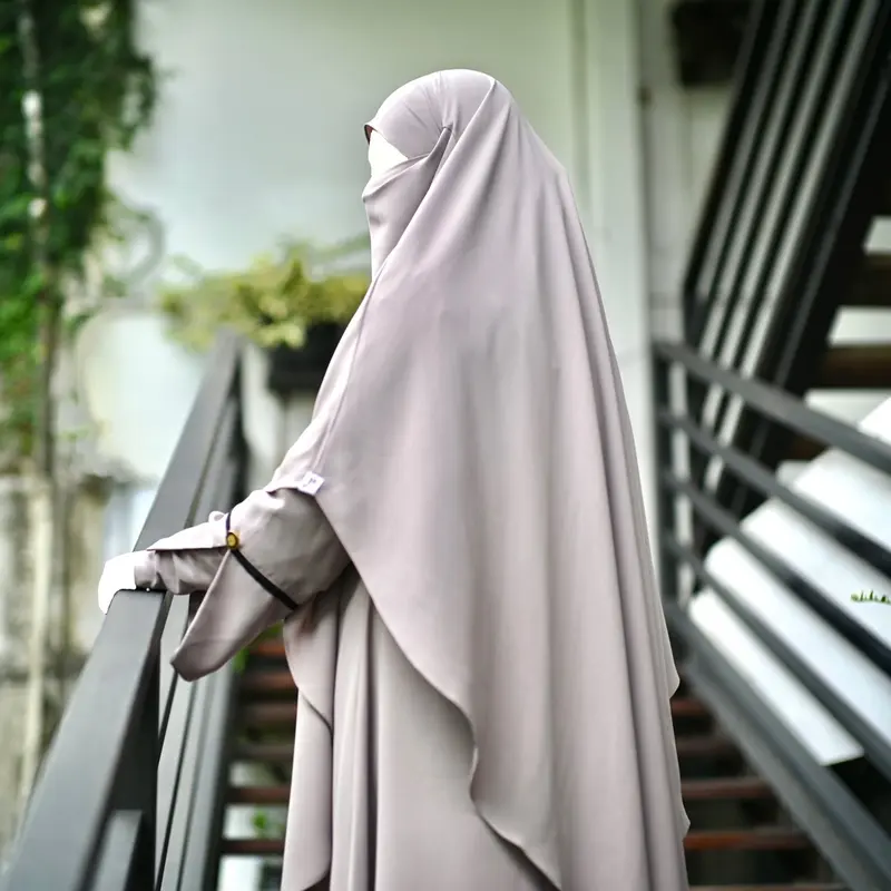 ameera handsock abaya 2 in 1 warna Vintage khaki 2