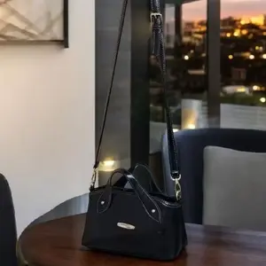 Alena Bag/Tas selempang/Tas wanita