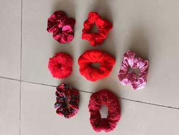 Product Review of ED - 7PCS / SET IKAT RAMBUT SCRUNCHIE CEPOL / KUNCIRAN RAMBUT SCRUNCHIE BULU SET from n**i 0