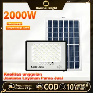 【Garansi 10 tahun】 Lampu tenaga surya outdoor lampu sorot solar cell otomatis Lampu solar panel Tahan air IP67 LED super terang 1000W remote Halaman Taman
