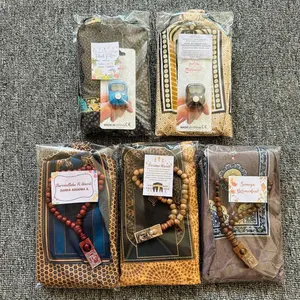 [RN] 1 KODI [PAKET 20 PCS] Souvenir Sajadah Travel Kemasan Plastik Souvenir Umroh Haji Tahlil Pernikahan Wedding Aqiqah Khitan Tasyakuran Ulang Tahun Lebaran Idul Fitri Syukuran bisa pakai Kartu Ucapan Hampers Muslim