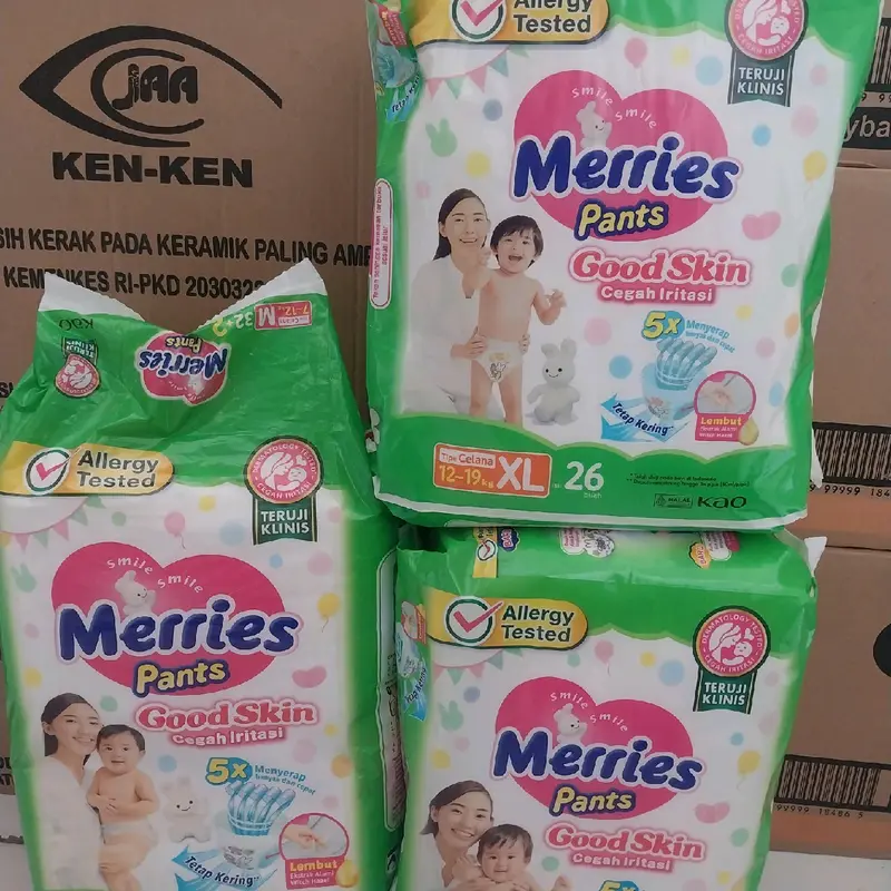 Merries Ukuran M untuk 2 Ball - Popok Bayi 1