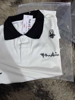 Product Review of Áo polo nam nữ cổ bẻ logo ong cotton cá sấu thêu nổi logo ong 40.95 kg basic boy phố Menswear Kem Shirt Ngắn Tay from C** V** M**c 1