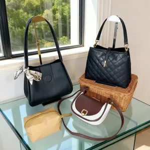 Paket Bundling 4 Pcs 100 Ribu Dapat 4 Tas Selempang Bahu Wanita Bahan Halus Dan Lentur Kwalitas Premium