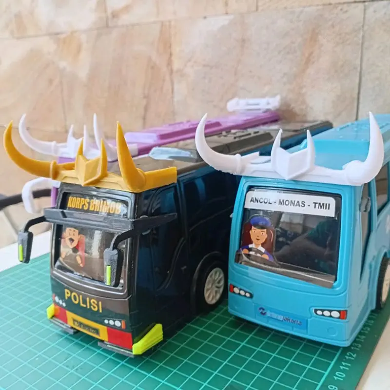 Helm Aksesoris Miniatur Bus Basuri RKC Tipe Loki 1