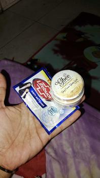 Product Review of Day Kinclong GOLD MEDIUM Gbee Glow Beauty / BPOM / COD / Free Gift from l**. j**a 0
