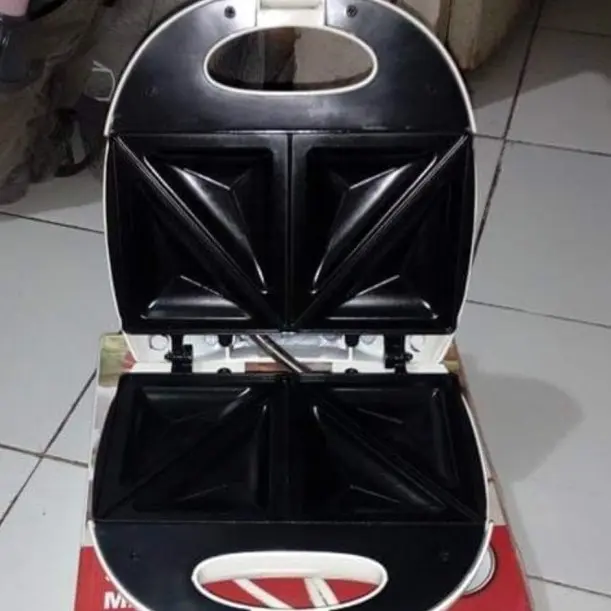 Termurah Sandwich Maker 350 Watt Sayota Sm626 2