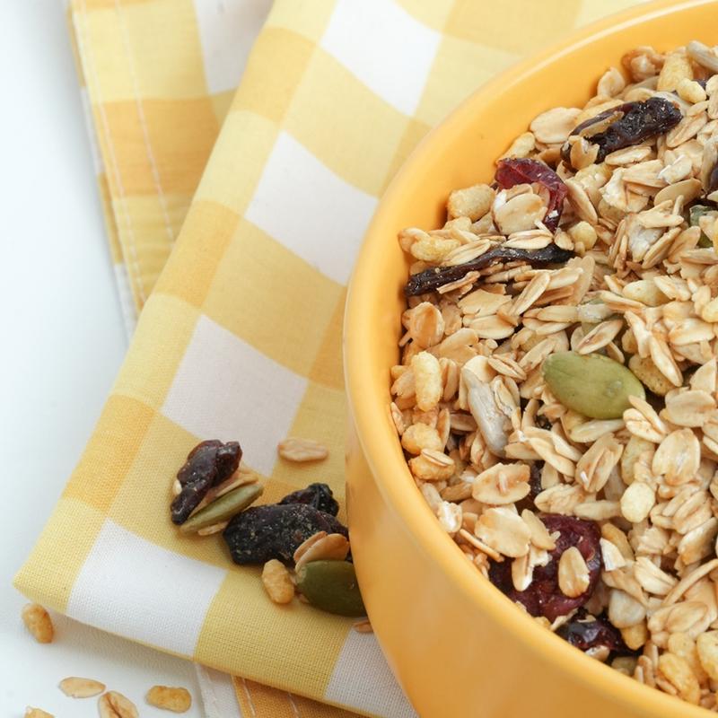 Safiya Muesli Berry Yogurt 1 Kg With Almond Sereal Oatmeal Premium 8
